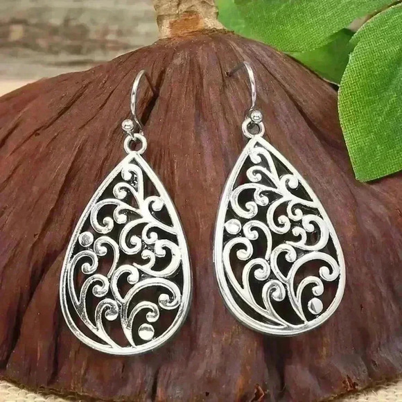 Unbranded Jewelry - B1G1 Silver Filigree Teardrop Dangle Earrings